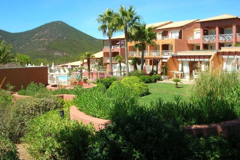 Entre Mer Et Massif Forestier De L'Esterel Apartment Théoule-sur-Mer Exterior foto